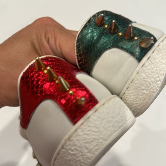 Authentic Gucci sneakers with pearl and spikes design - Picture 3 of 13